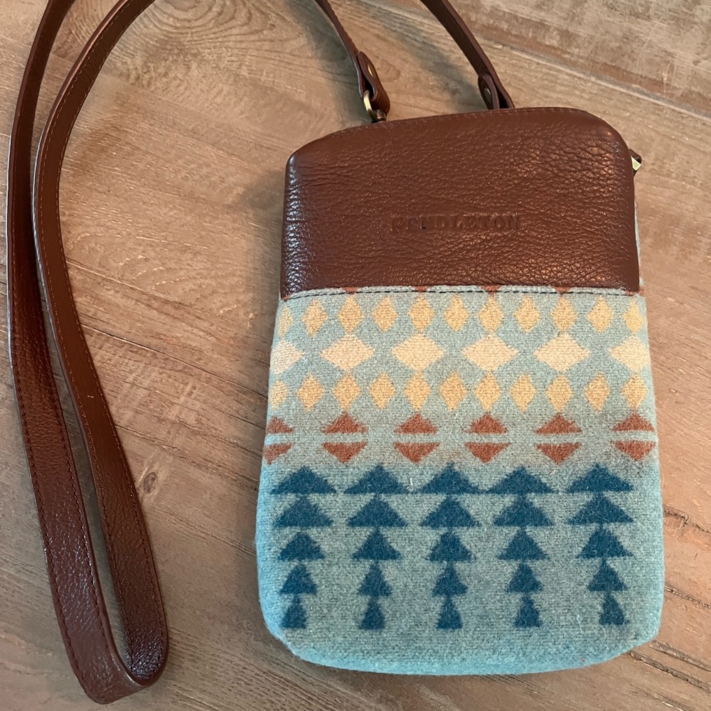 Gently Used Pendleton Classic Crossbody Bag